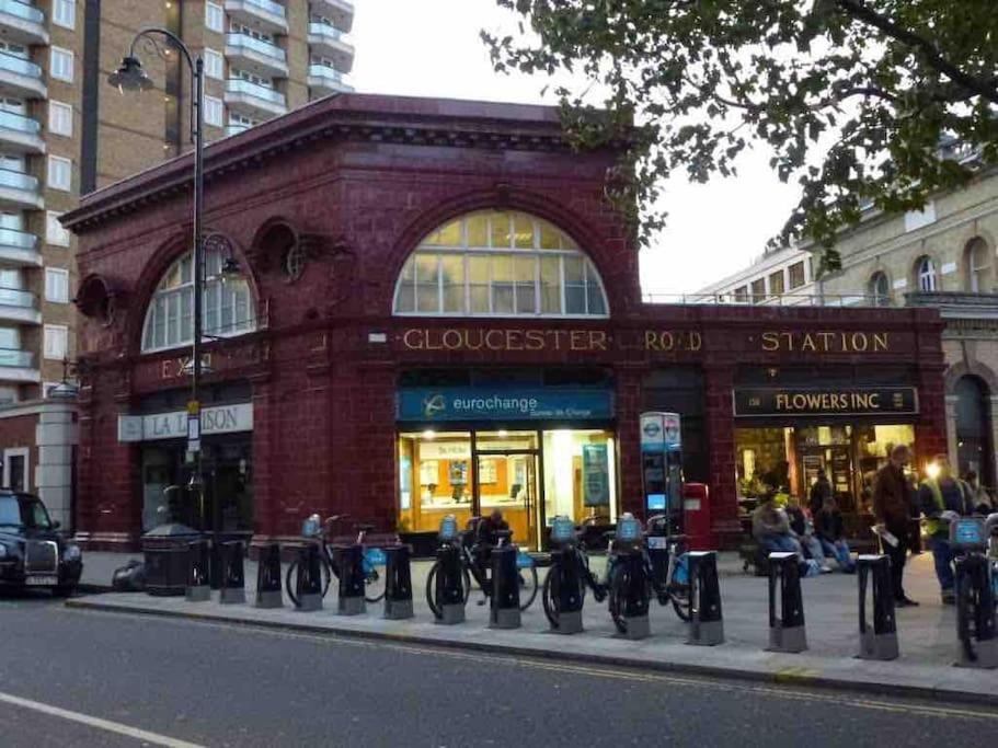 Spacious Flat In The Most Desirable Area Of London Londres Exterior foto